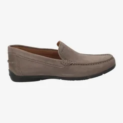 Geox Art.  SIRON - Beige -Clarks Verkaufsgeschäft aussenseite 1424060098